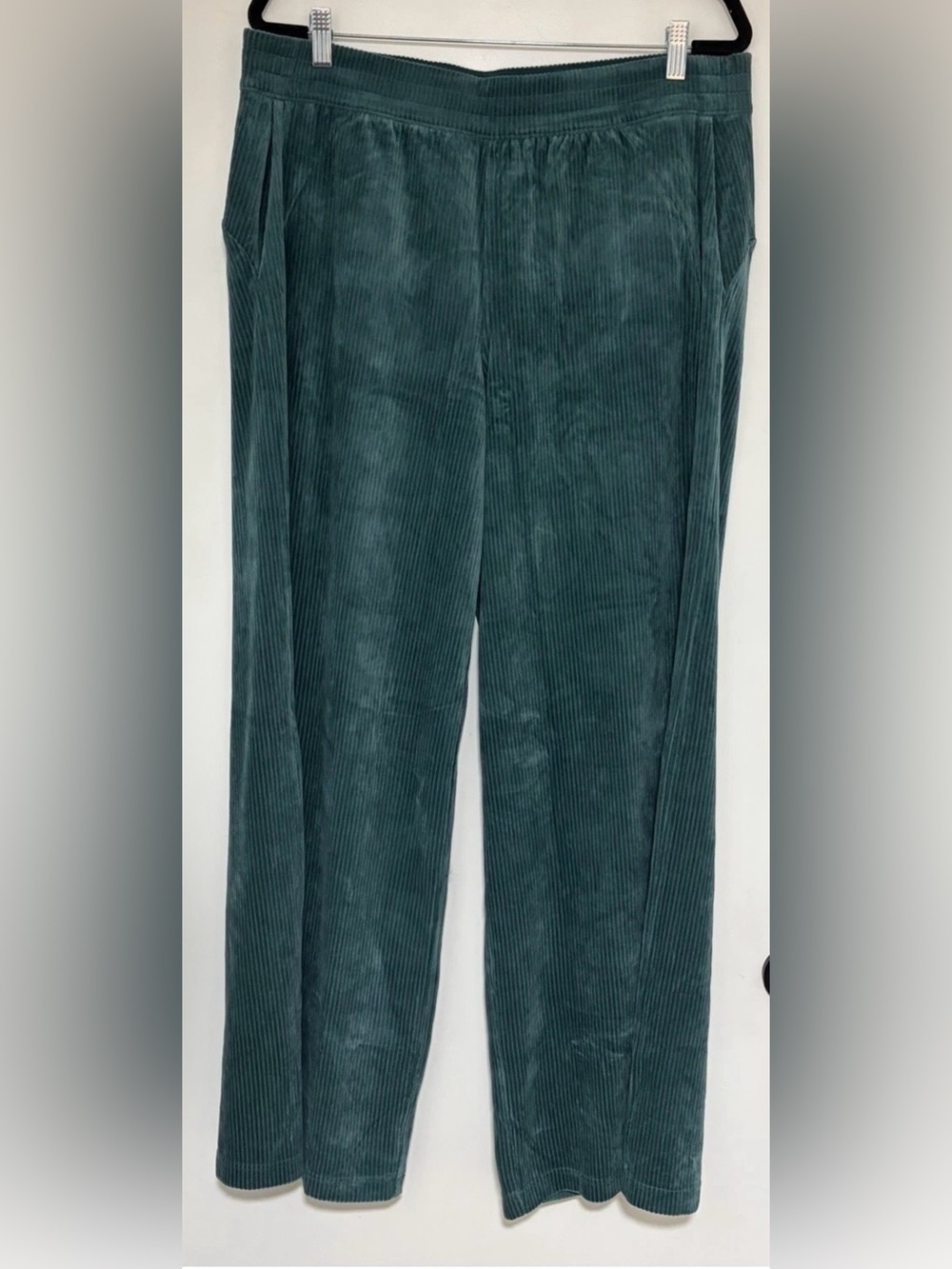 Lululemon Size 14 Scuba Wide Leg Velvet Cord Pants Green SMTL Corduroy